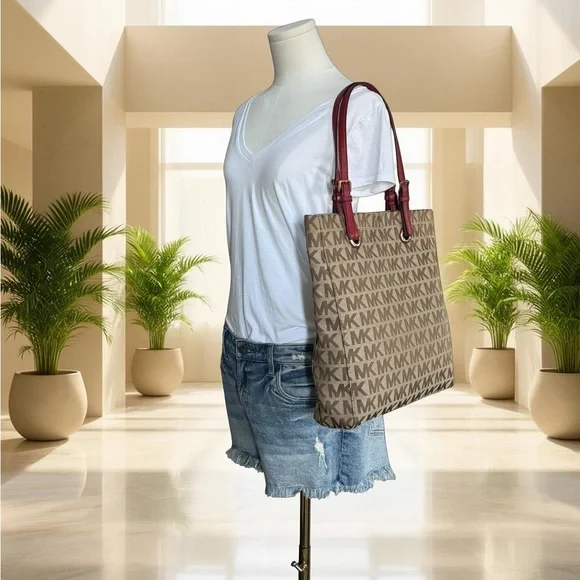 Authentic Michael Kors Signature Tan Pink Tote Bag! - Picture 14 of 14